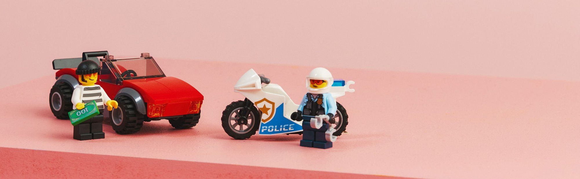 LEGO City 60392 Honička auta s policejní motorkou