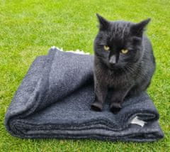 Inny Vlněná deka jednobarevná s třásněmi černá