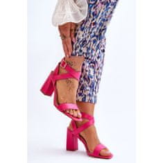 Elegantní sandály na podpatku fuchsiové barvy velikost 36