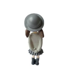 HABARRI Figurka Panenka Holčička dívka v klobouku