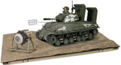 Forces of Valor M4 (105) Sherman, US Army, 711th Tank Battalion, HVSS with deep wading gear, Okinawa, 1945, 1/32