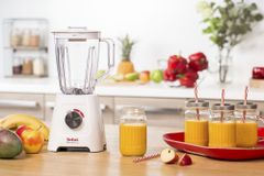 Tefal BL420131 stolní mixér Blendforce 2