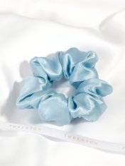 BESTCOVERS 1ks saténová scrunchie gumička do vlasů, nebesky modrá