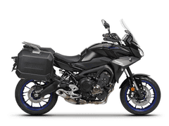 SHAD Kompletní sada bočních černých hliníkových kufrů TERRA BLACK, 47/47 litrů boční kufry, včetně montážní sady SHAD YAMAHA MT-09 Tracer/Tracer 900