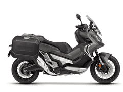 SHAD Kompletní sada bočních černých hliníkových kufrů TERRA BLACK, 47/47 litrů boční kufry, včetně montážní sady SHAD HONDA X-ADV 750