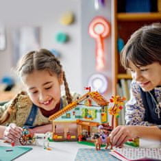 LEGO Friends 41745 Autumn a její koňská stáj