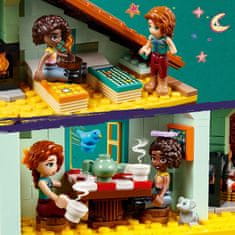 LEGO Friends 41745 Autumn a její koňská stáj