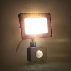 Retlux RSL 246 LED reflektor s PIR čidlem 10W 4000K, černý 50004001