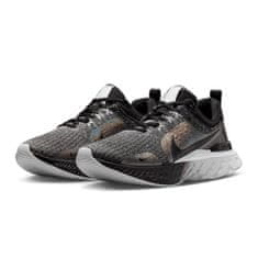 Nike Boty React Infinity 3 Premium velikost 38,5