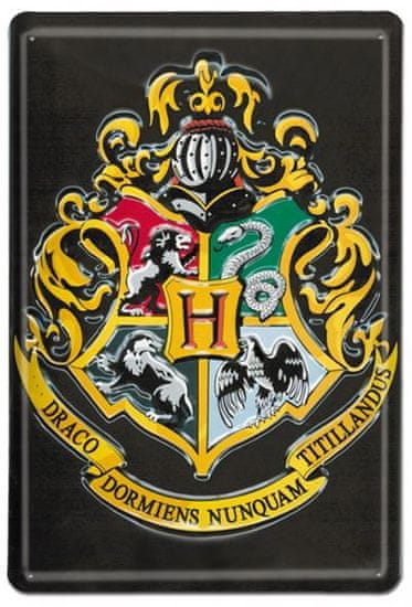 CurePink Tvarovaná zinková dekorační cedule na zeď Harry Potter: Erb Bradavic - Hogwarts (20 x 30 cm)