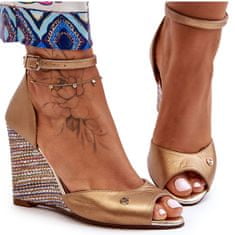 Kožené sandály na podpatku Laura Messi velikost 41
