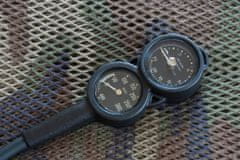 JTLine Military Konzole Manometr 50 mm s hloubkoměrem