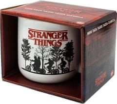 CurePink Keramický hrnek Netflix|Stranger Things: Silhouette (objem 415 ml)