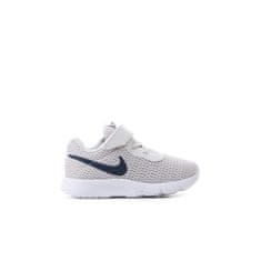 Nike Boty 17 EU Tanjun Tdv