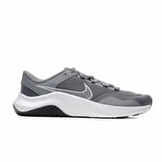 Nike Boty šedé 42.5 EU M Legend Essential 3 NN