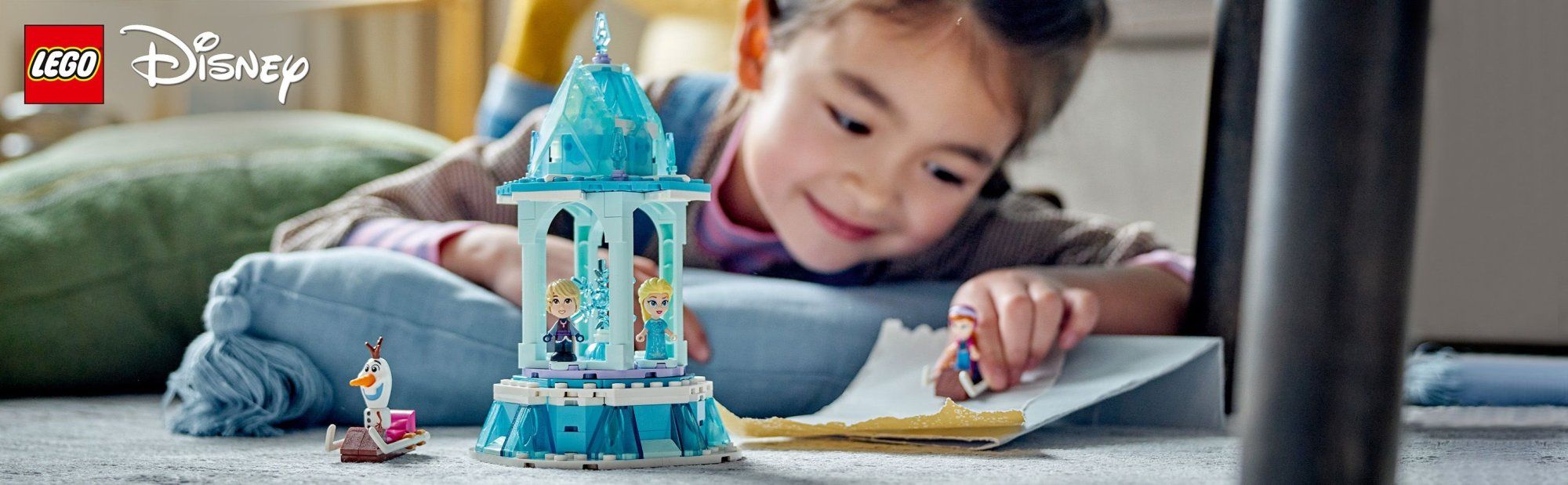 LEGO Disney Princess 43218 Kouzelný kolotoč Anny a Elsy