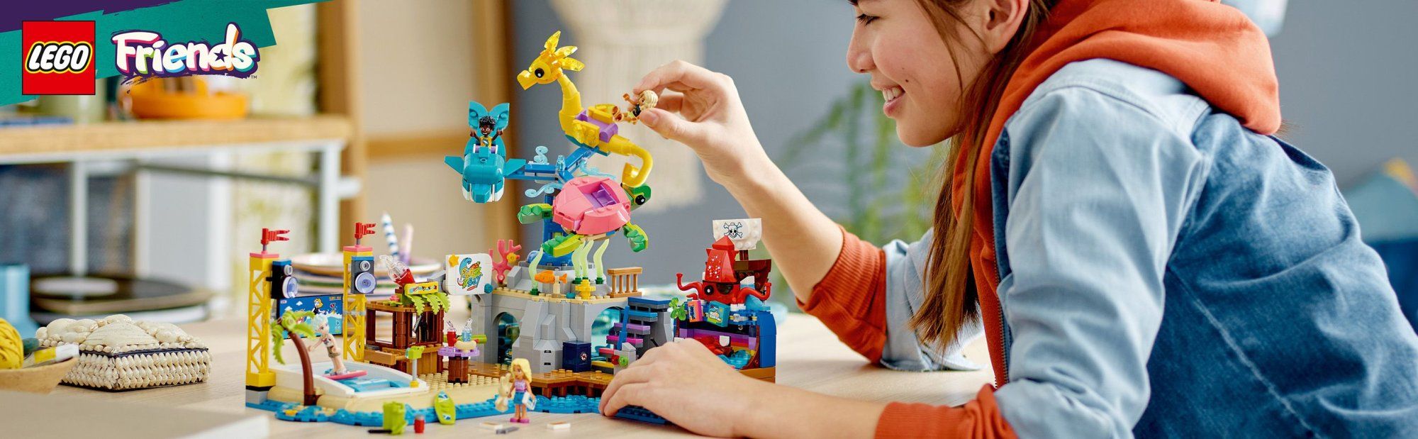 LEGO Friends 41737 Zábavní park na pláži