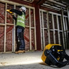 DeWalt LED svítilna 12-18V 2000lm DCL077