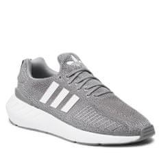 Adidas Boty šedé 43 1/3 EU Swift Run 22