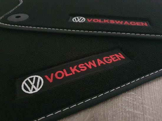 EXCLUSIVE Autokoberečky VOLKSWAGEN Golf 5 VW červené