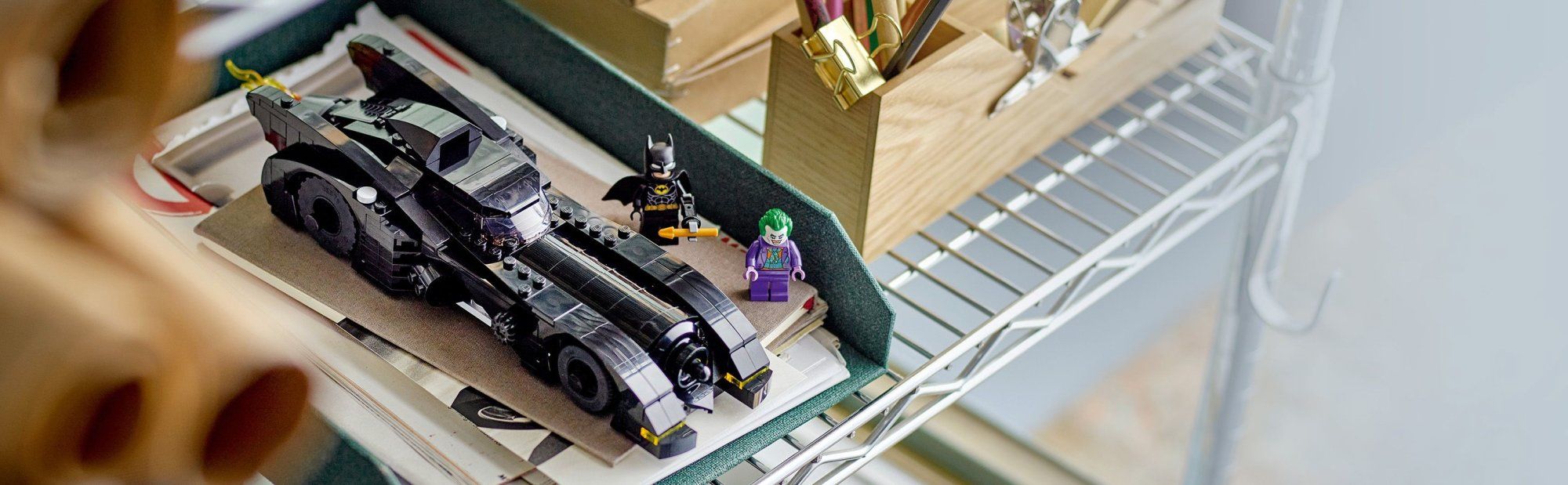 LEGO DC Batman 76224 Batman vs. Joker: Honička v Batmobilu