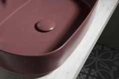 ISVEA INFINITY OVAL keramické umyvadlo na desku, 55x36cm, maroon red 10NF65055-2R - Isvea