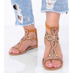 Velbloudí sandály zdobené zirkony Cersi velikost 38