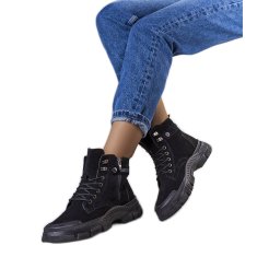 Černé zateplené boty z eko-semiše od Pirangi velikost 39
