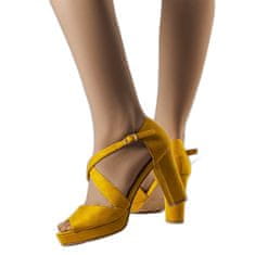 Žluté sandály na jehlovém podpatku velikost 40
