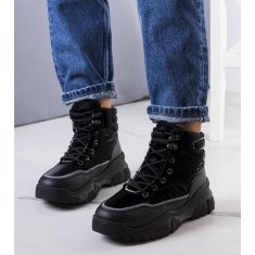 Černé zateplené boty velikost 40