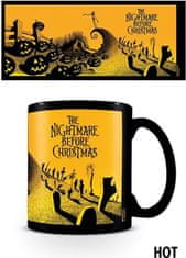 CurePink Proměňovací keramický hrnek Nightmare Before Christmas: Graveyard Scene (objem 315 ml) černý