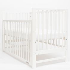 NEW BABY Dětská postýlka BASIC se stahovací bočnicí bílá