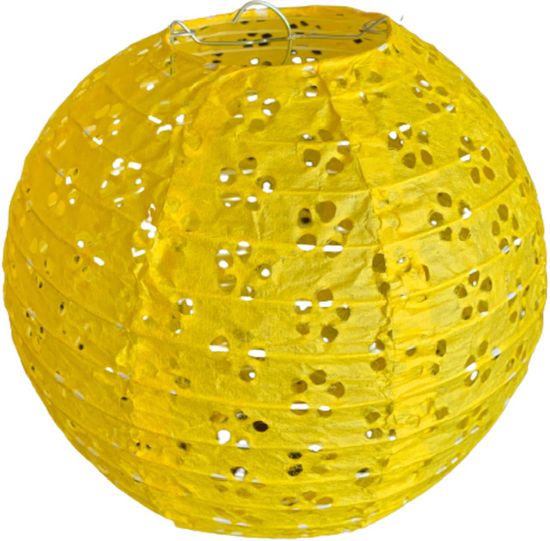 levnelampiony.eu Žlutý perforovaný kulatý lampion stínidlo průměr 20 cm motiv květina