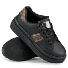 Módní dámská sportovní obuv černá velikost 38