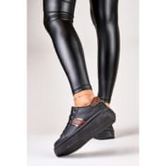 Módní dámská sportovní obuv černá velikost 38
