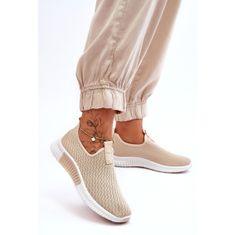 Klasická sportovní obuv Slip-on Beige velikost 40