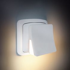 Solight  LED noční světélko se světelným sensorem 3000K, 230V