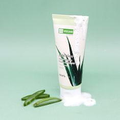 Skin79 SKIN79 Jeju Aloe Aqua Vegan Foam Cleanser (150 ml)