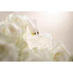 Jeanne Arthes Cassandra Roses Blanches EDP - Růžová marmeláda, Černý rybíz & Citron, 100ml