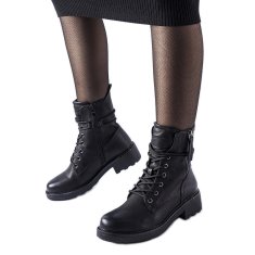 Černé boty s ozdobným zipem velikost 40