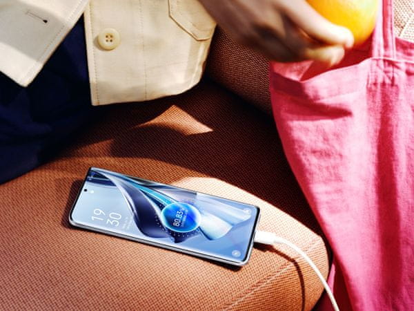 Oppo Reno10 5G podpora 5G připojení ColorOS 13 technologie NFC bezkontaktní platby velký dispelj velkokapacitní baterie moderní mobilní dotykový telefon smartphone LTE připojení LTE internet Bluetooth 5.3 slot na paměťové karty Wi-Fi MediaTek Dimensity 7050 OS Android 13 wifi dlouhá výdrž skvělý fotoaparát amoled displej fm rádio 6.72palcový displej AMOLED velký displej FullHD+ rozlišení 67W rychlonabíjení SUPERVOOC 120Hz obnovovací frekvence stereofonní reproduktory 64Mpx kamera ColorOS 13.1 slot na paměťovou kartu vysoký výkon výkonný čip