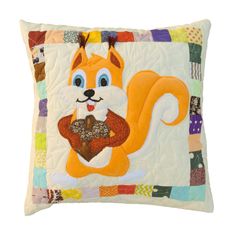 Handy Pets Patchwork - Povlak na dětský polštářek - Veverka Zubajda - světle žlutá 44 x 44 cm