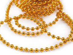 Kraftika 1cívka zlatá perlový řetěz 4 mm, borty a korálky na šňůře