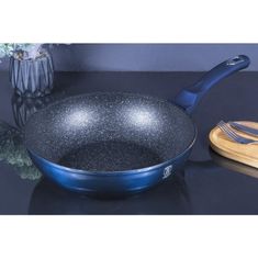 Berlingerhaus Wok s mramorovým povrchem 28 cm Metallic Line Aquamarine Edition