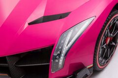 Lean-toys Auto Na Baterie Lamborghini Veneno Růžové