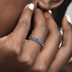 Pandora Třpytivý stříbrný prsten s modrými krystaly Eternity Timeless 190050C02 (Obvod 52 mm)