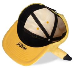 CurePink Čepice snapback - kšiltovka Pokémon: Naštvaný Pikachu s ušima (nastavetelná) žlutý polyester