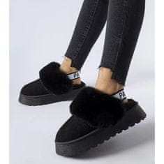 Černé zateplené pantofle s gumičkou a kožešinou velikost 41