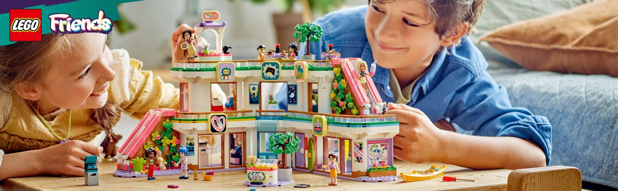 LEGO Friends 42604 Obchodní centrum v městečku Heartlake