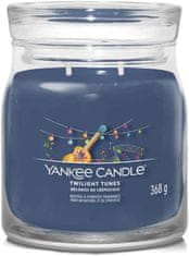 Yankee Candle Vonnásvíčka Signature ve skle střední Twilight Tunes 368g